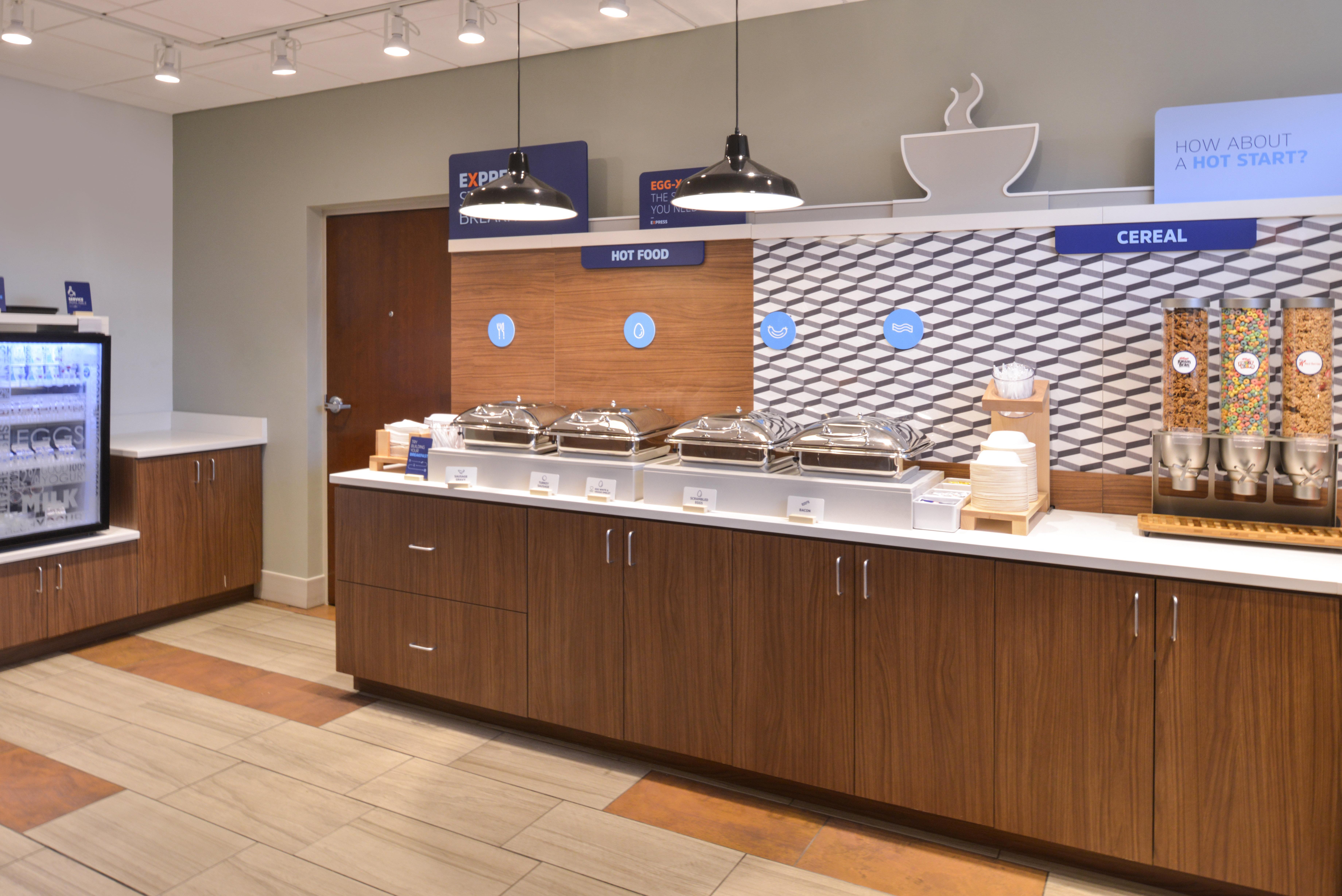 Holiday Inn Express Hotel & Suites Indianapolis Dtn-Conv Ctr By Ihg Exterior foto