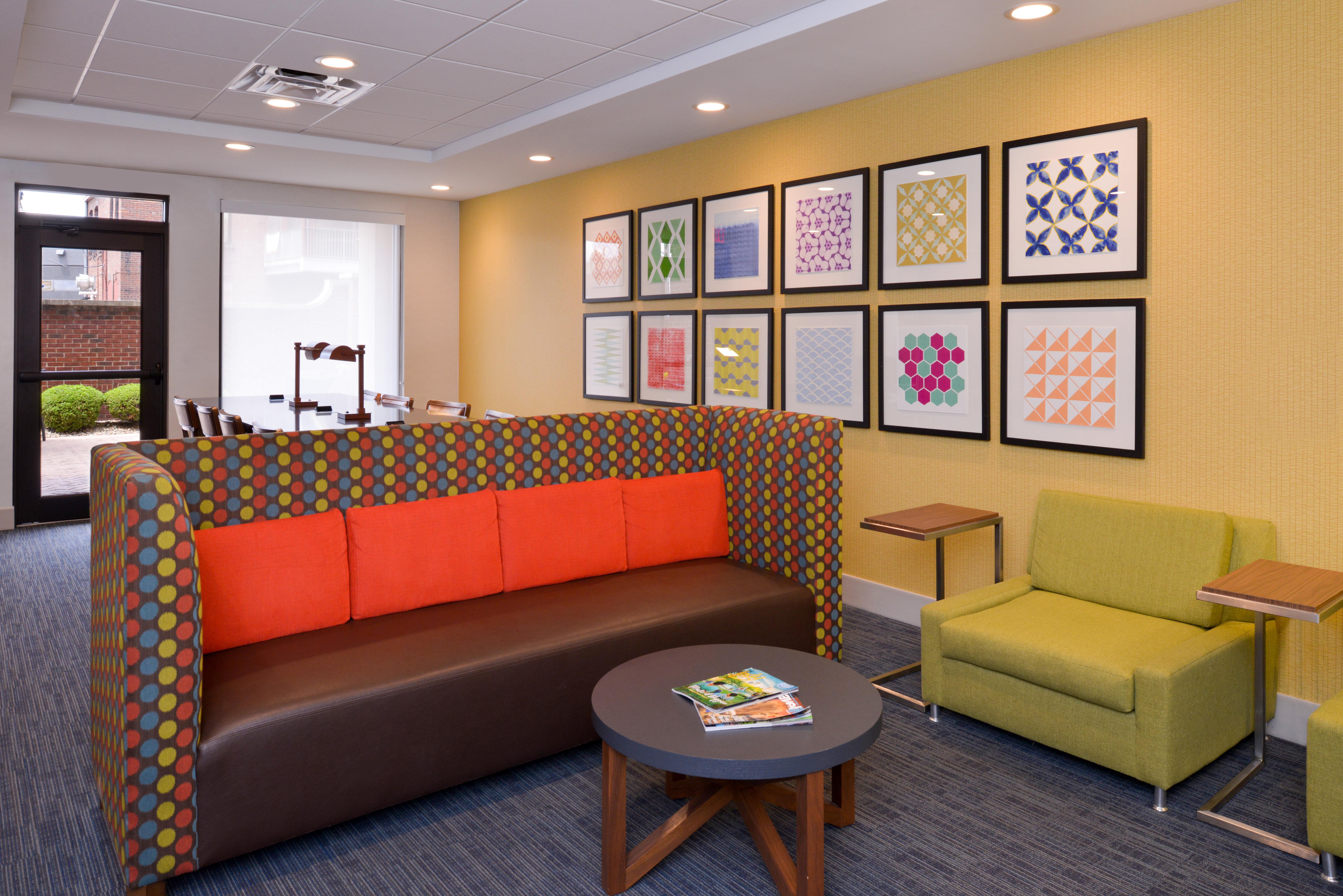 Holiday Inn Express Hotel & Suites Indianapolis Dtn-Conv Ctr By Ihg Exterior foto