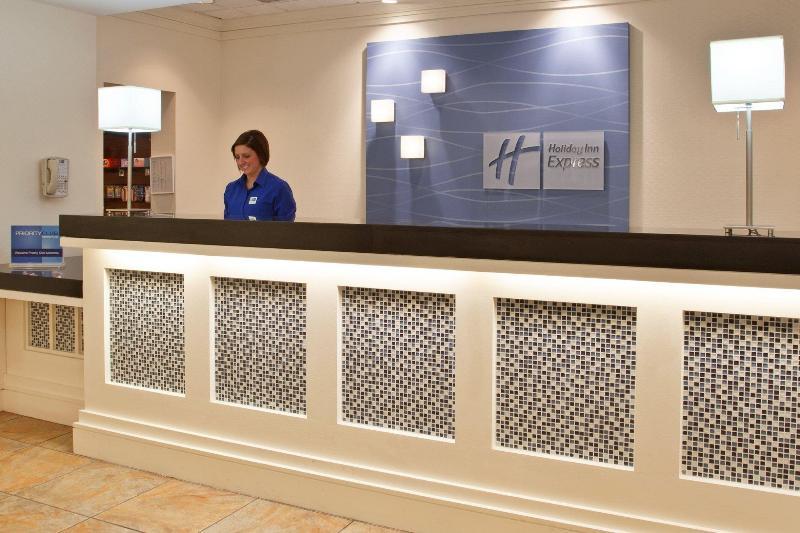 Holiday Inn Express Hotel & Suites Indianapolis Dtn-Conv Ctr By Ihg Exterior foto